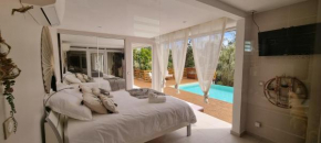 Loft d'exception piscine, jacuzzi, bar privés !